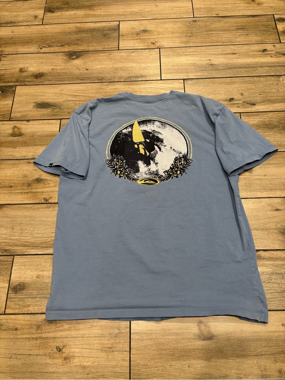 Quiksilver Slate Blue Faded Graphic Back Print T-Shirt Mens XL Surf Skate